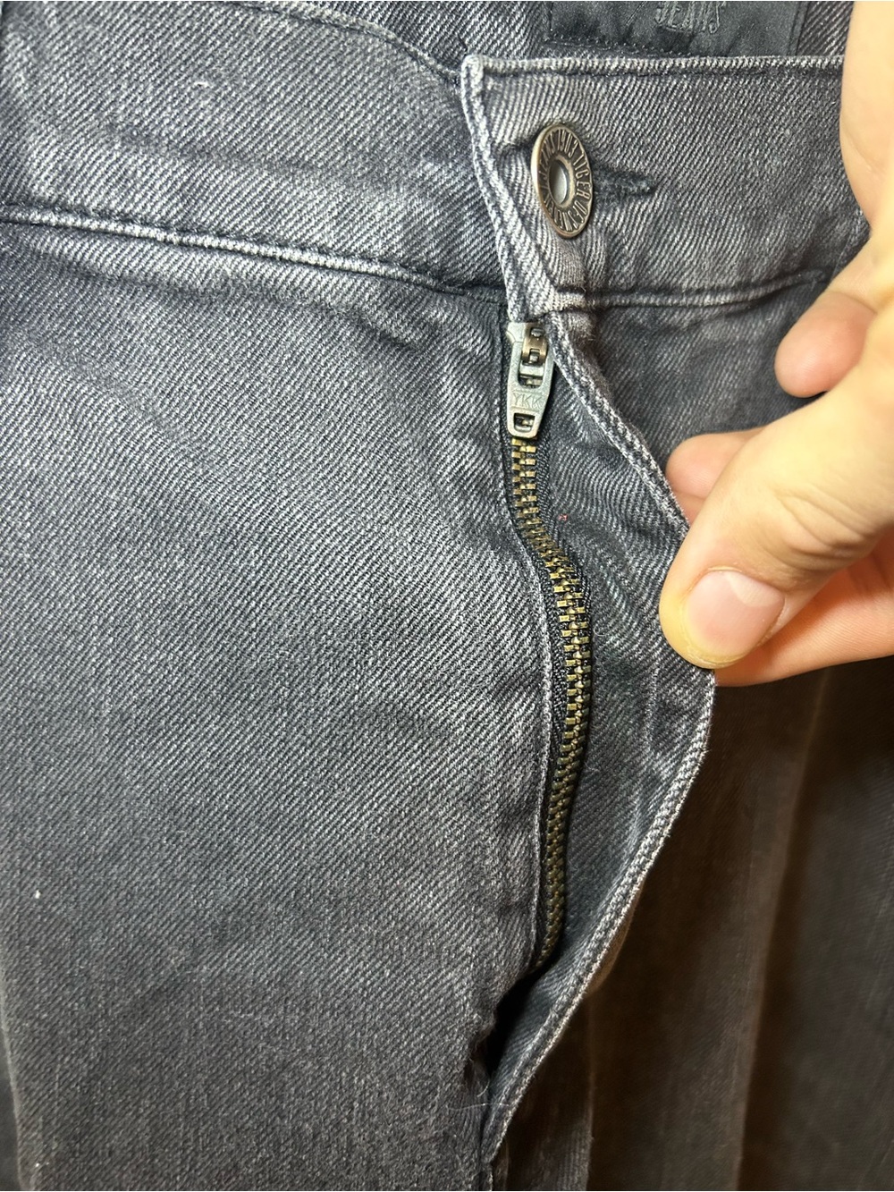 Tiger of Sweeden Pistolero darkened jeans - Picture 7 of 10
